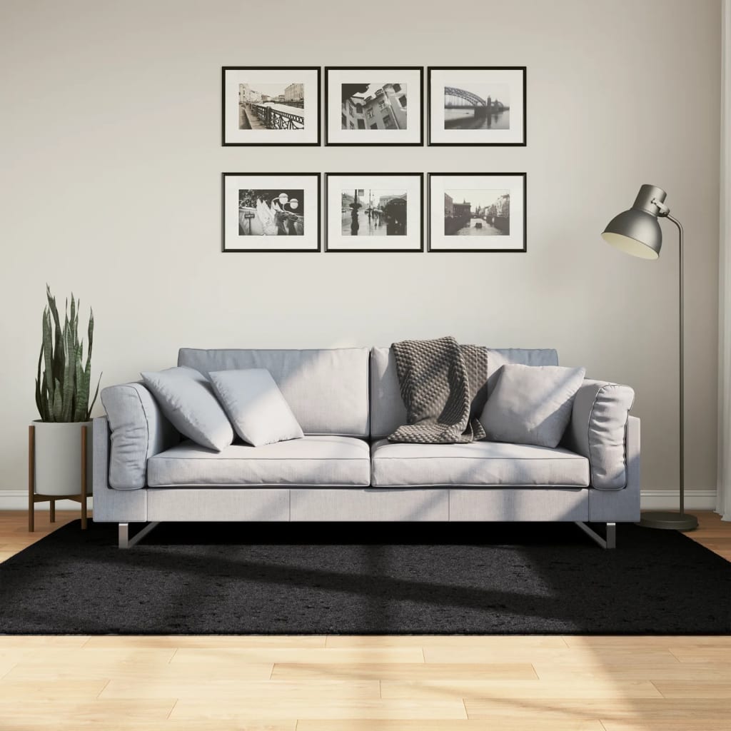 Ryamatta PAMPLONA lång lugg modern svart 140x200 cm